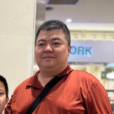 提供監控服務的專家魏先生