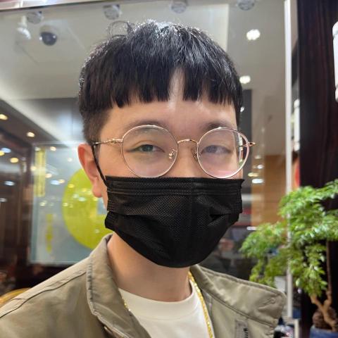 李昌育