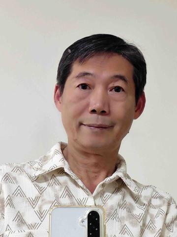 對講機維修師傅推薦張啟信