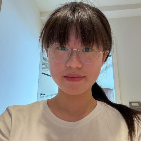 提供高中歷史服務的專家康緁容