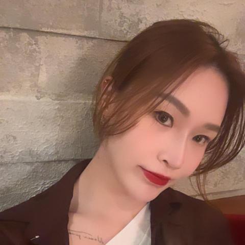 提供iphonese重置服務的專家Rebecca