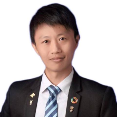 提供防護網服務的專家李焱豐