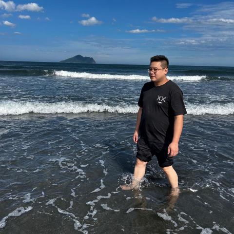 阿瑋