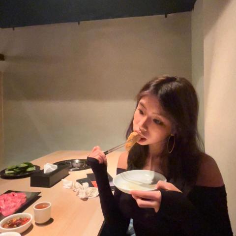 提供游泳服務的專家Olivia Wu