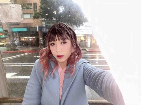 提供泰文轉中文服務的專家Natcha Lee 英文/泰文