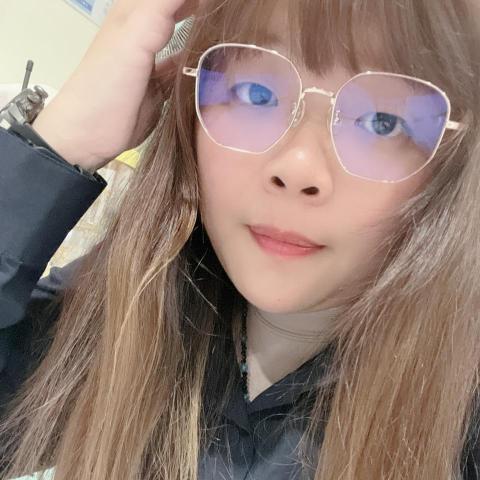 提供台北家庭代工到府收送服務的專家程鈺珊