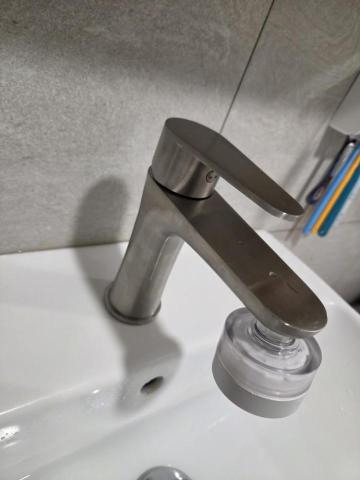 佳銓水電空調工程行 - 臉盆龍頭安裝