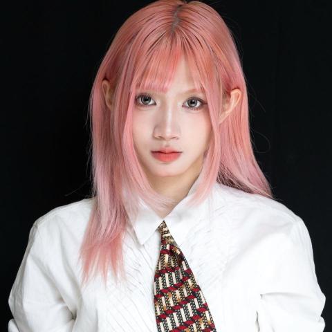 提供蓮花刺青服務的專家葉詠婕