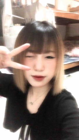 提供蠟燭服務的專家張玉靜