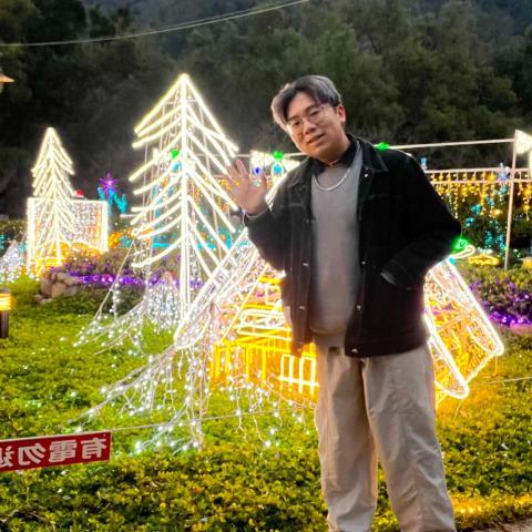 提供善化影印店服務的專家翁上謙