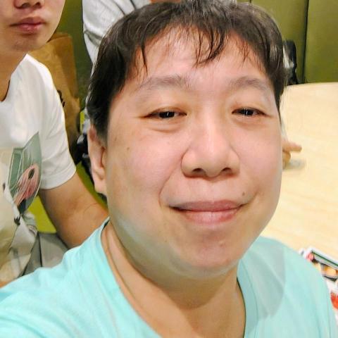 提供早餐服務的專家林逸男