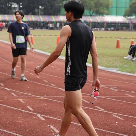 提供400接力服務的專家許祐熏
