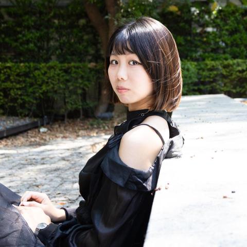 提供ui ux自學服務的專家Yuna