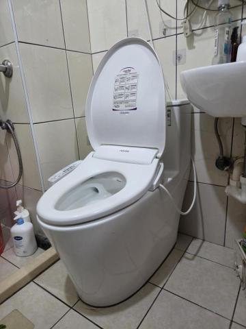 佳銓水電空調工程行 - 客戶自備馬桶安裝