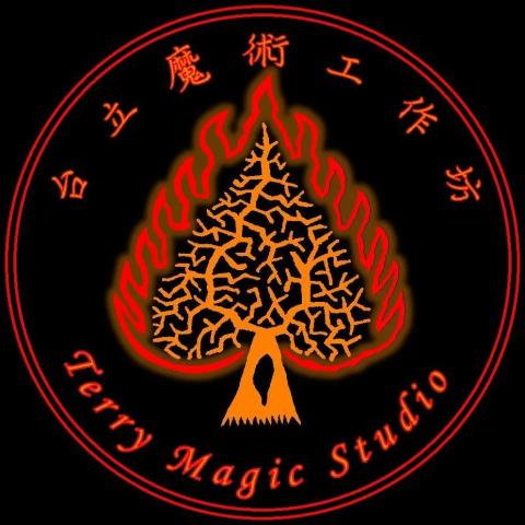 提供台北魔術表演服務的專家許台立