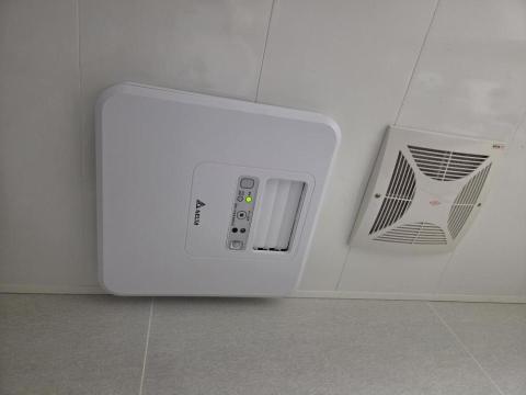 佳銓水電空調工程行 - 台達電暖風機安裝