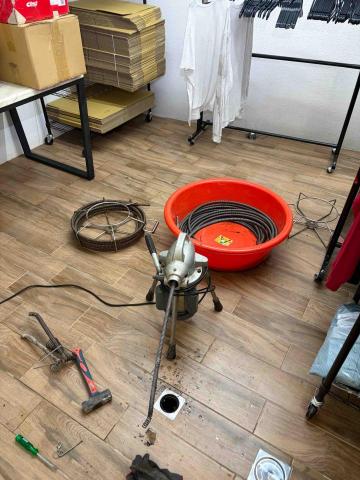 提供通熱水管高雄服務的專家力室通企業社