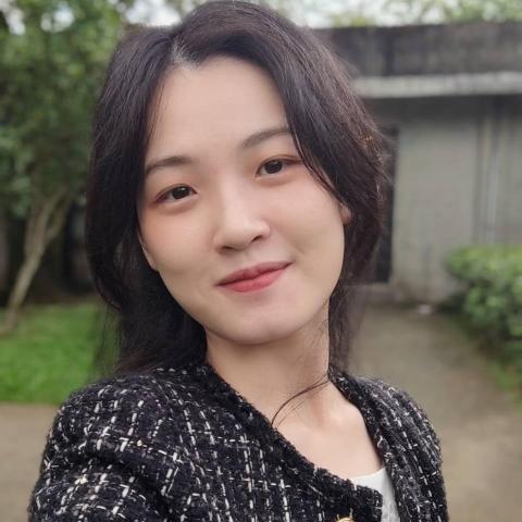 提供學excel服務的專家Ruby Suei