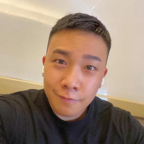 提供三重服務的專家Teddy