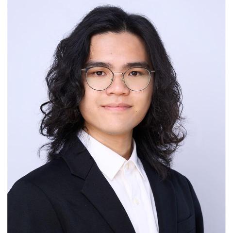 提供deeplpro破解服務的專家林育銓