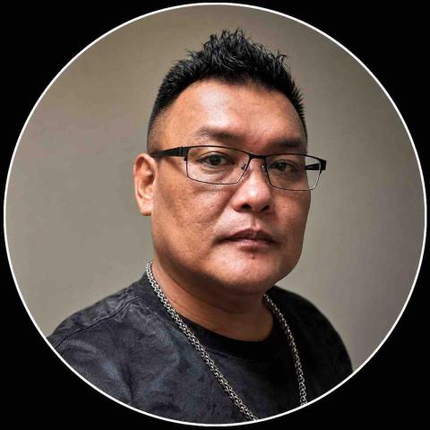 驊億