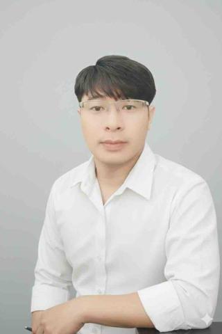 提供新聞ng服務的專家文越