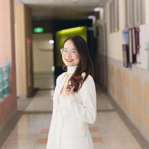 Anna Pham