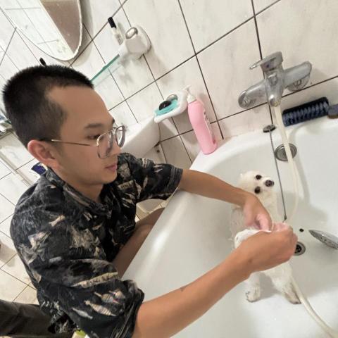 提供社區收垃圾服務的專家阿棋