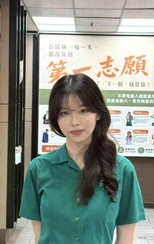 提供54服務的專家張芯瑜