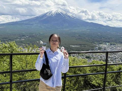 提供程式設計遊戲服務的專家廖芳妤