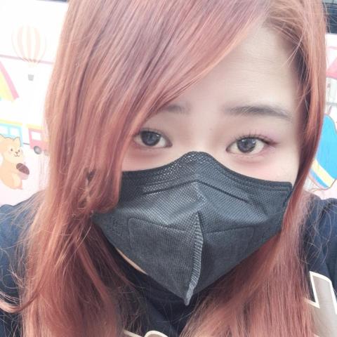 提供工作家庭代工服務的專家張鈺聆