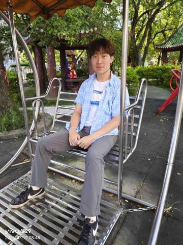 吳嘉維
