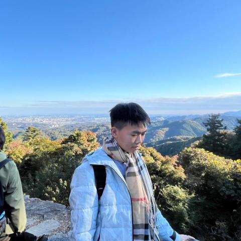 謝詠仁