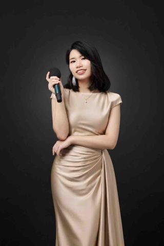 新竹市歌唱表演推薦活動/婚禮主持露娜Luna