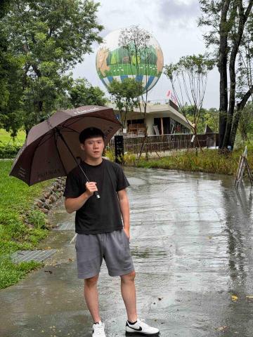 提供內湖桌訓服務的專家張維鈞