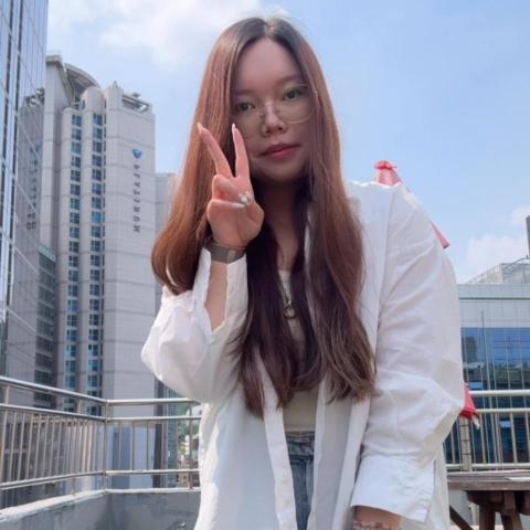 林育萱