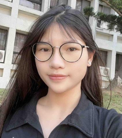 提供電池led燈服務的專家黃淑詩
