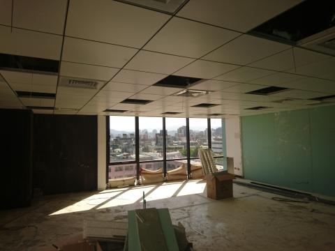 翌立企業有限公司 Walls ＆ Ceilings - 