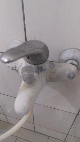 陳筱玟 - 水龍頭清潔前