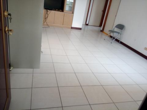 譽潔清潔公司 - 台電服務所清潔二