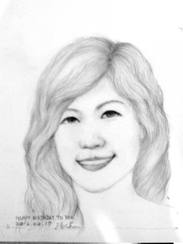 雨咚奇異科技有限公司  - 畫我夫人的鉛筆素描