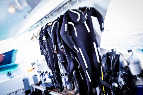 墾丁環礁潛水(旅)中心 - 潛水裝備銷售與維修