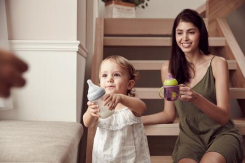 女口制作 - 荷蘭Umee嬰兒奶瓶_2018品牌形象廣告