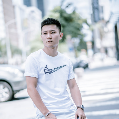 白辰  - 個人接案 - 個人風格人像外拍