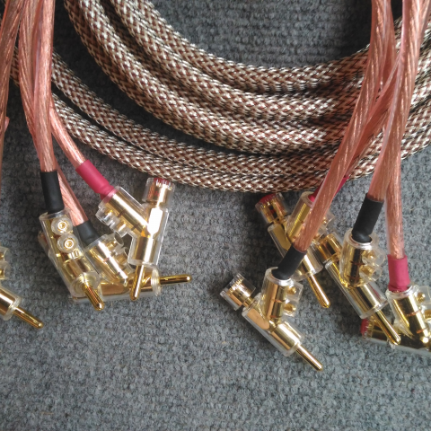 華安電子股份有限公司 - 高級發燒喇叭線 加度K金槍型插
