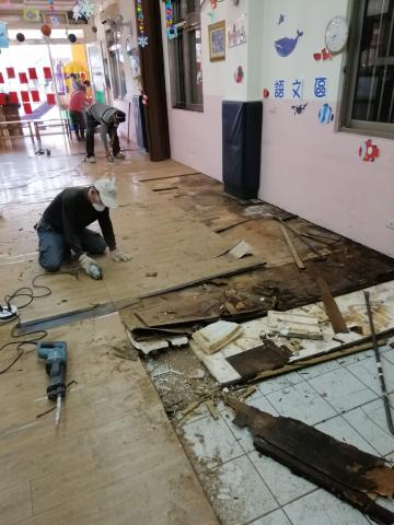 騰林室內裝潢 - 360平台受雇實例
1.木地板拆除&清運工程