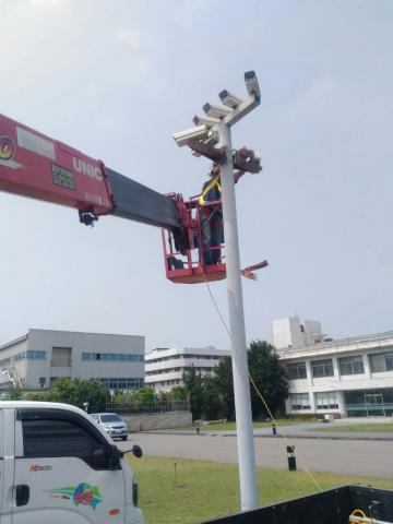 明德水電吊卡車工程 - 攝影機保養維修