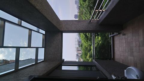 米森 鋼.鐵.鋁 工程 - 《 透天屋工程 》
&curren;白鐵玻璃採光
&curren;欄杆扶手