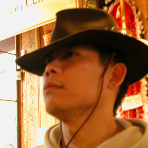 提供壁球服務的專家John Wang