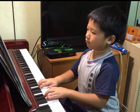 郭老師 - 小學2年級的學生